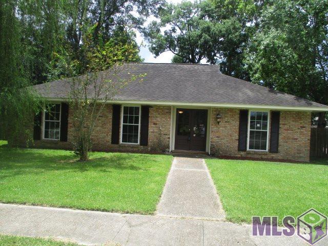 10108 Azrok Avenue Baton Rouge, LA 70809 - Photo 1 of 16