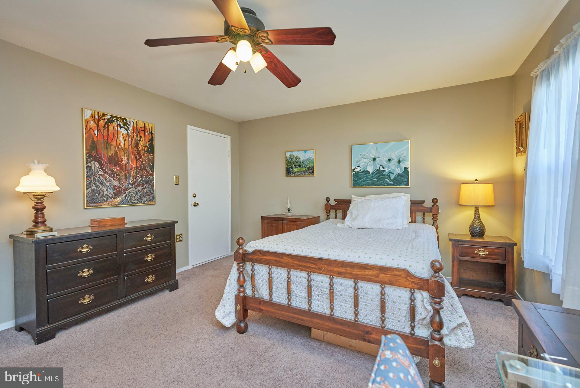 7815 Harrowgate Circle, Unit 149 Springfield, VA 22152 - Photo 14 of 27 Soft, neutral tones