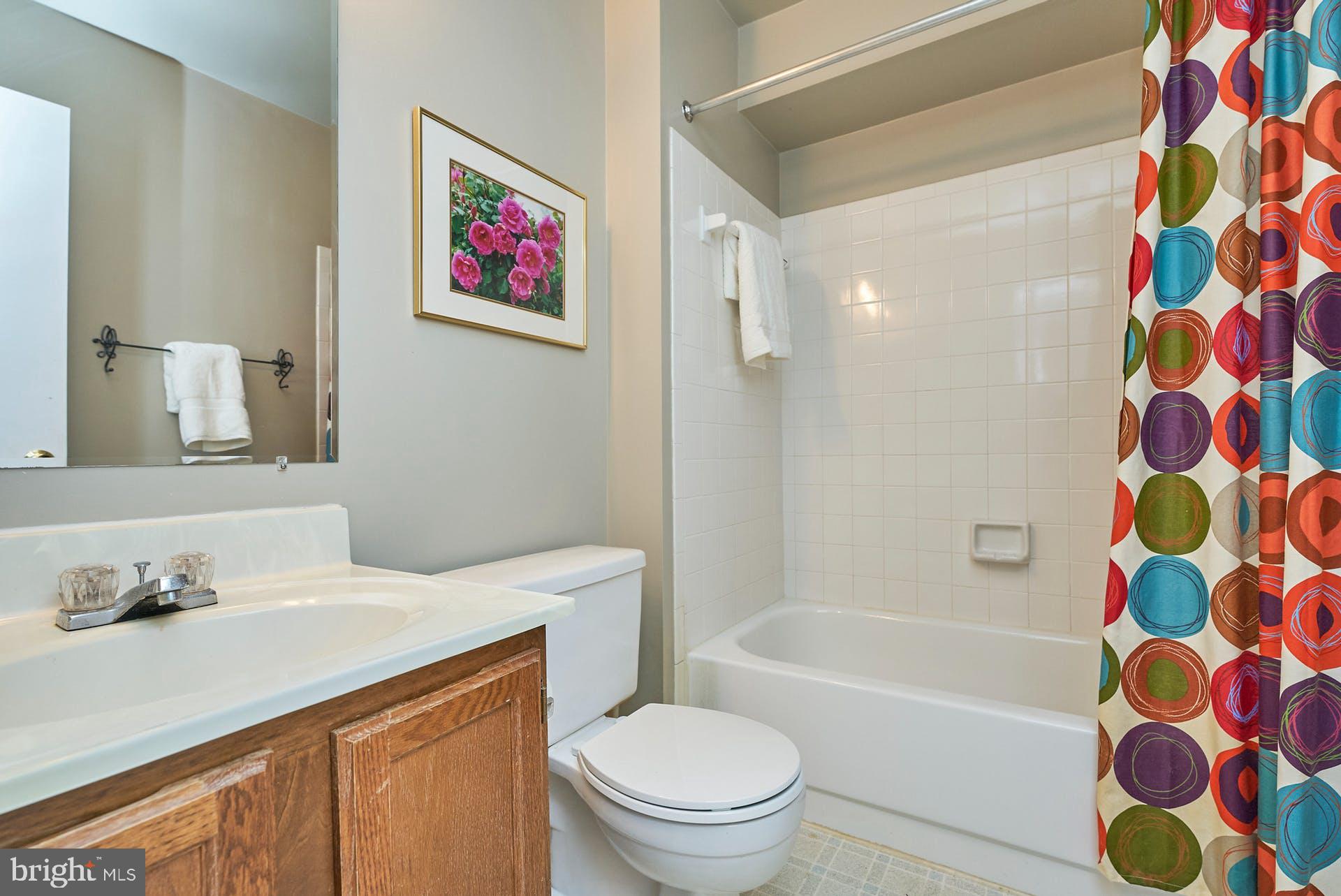 7815 Harrowgate Circle, Unit 149 Springfield, VA 22152 - Photo 22 of 27 Full hall bath has linen closet