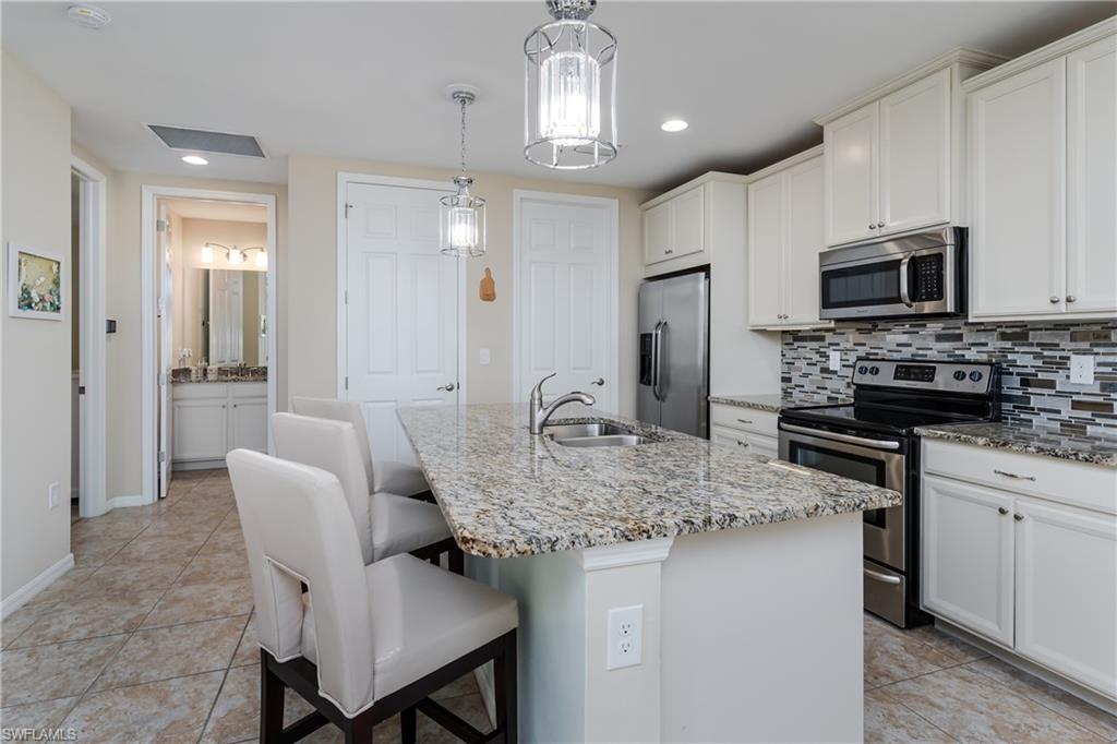 14943 Edgewater Circle Naples, FL 34114 - Photo 3 of 48