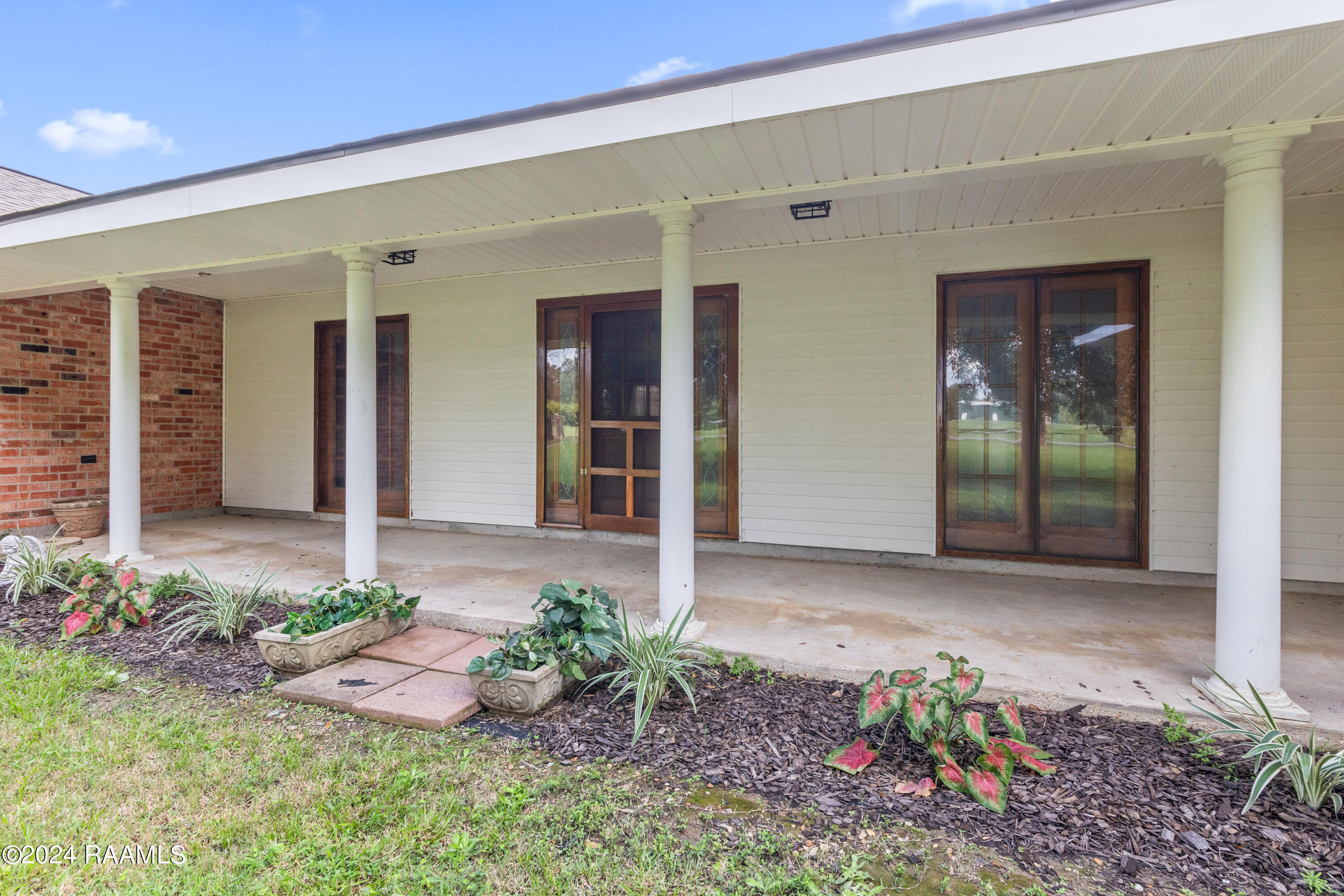 664 Don Guilbeau Road Arnaudville, LA 70512 - Photo 3 of 48