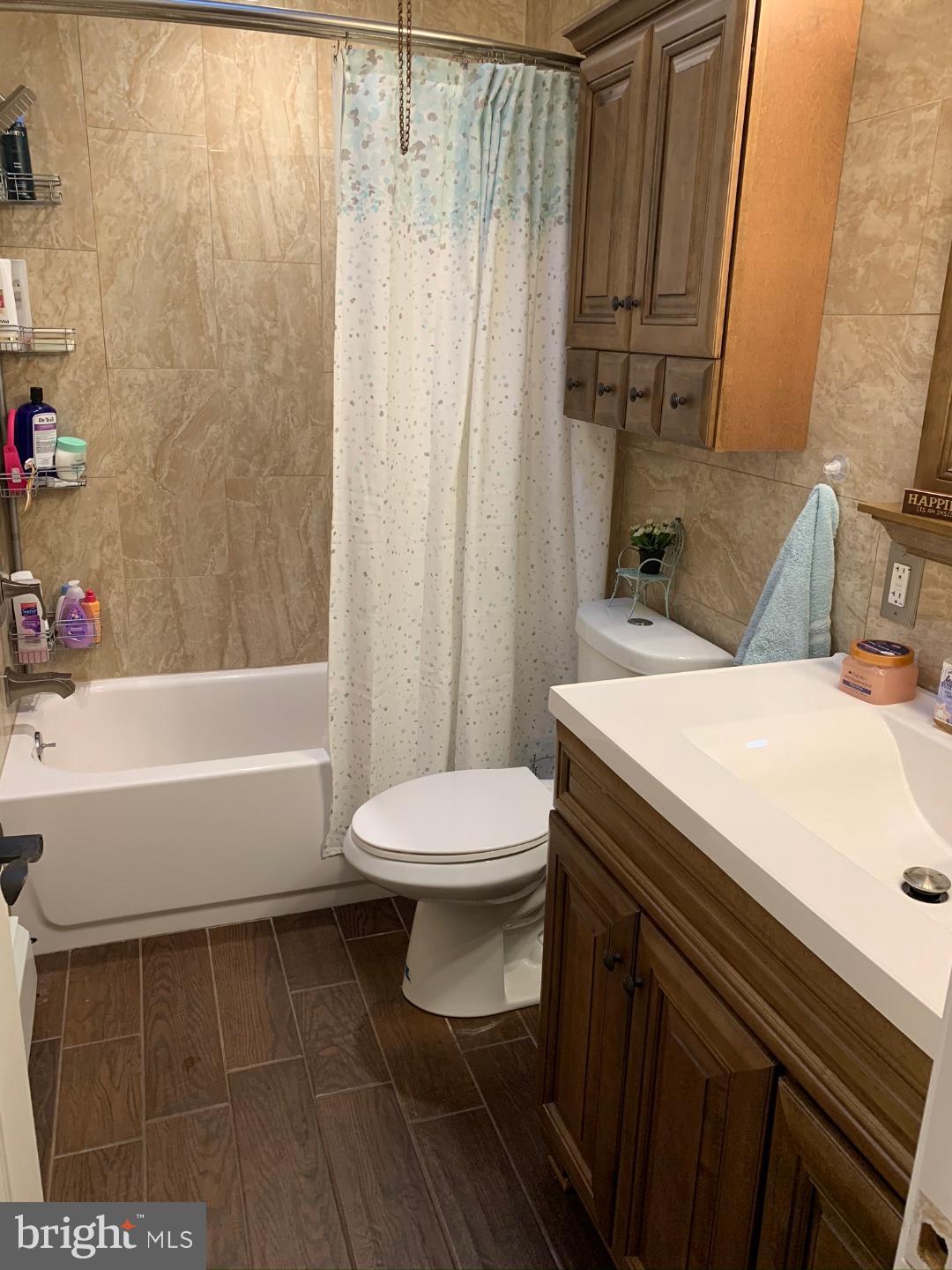 4222 Greenmount Road Philadelphia, PA 19154 - Photo 3 of 12 Gallery Image 3