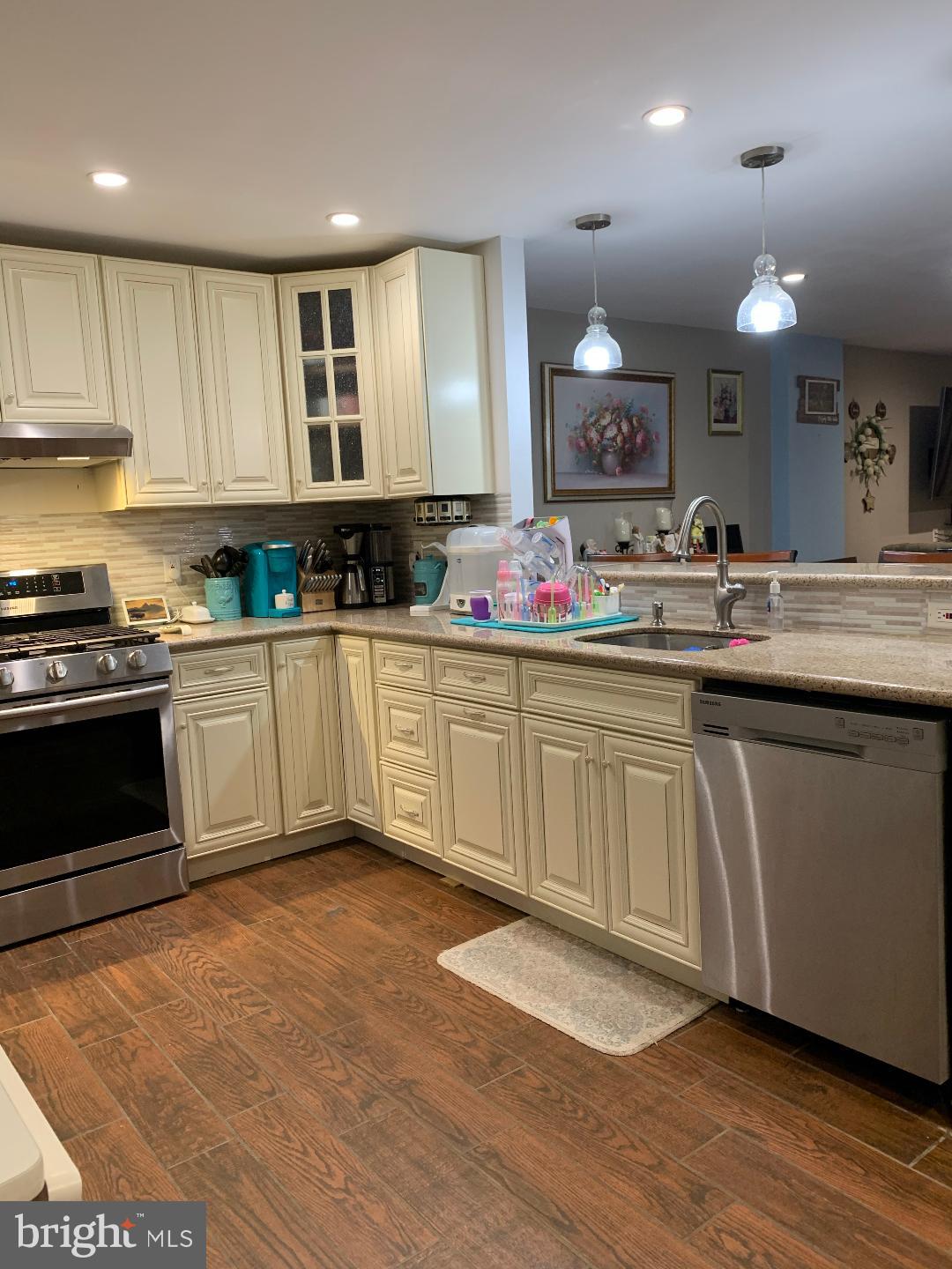 4222 Greenmount Road Philadelphia, PA 19154 - Photo 8 of 12 Gallery Image 8