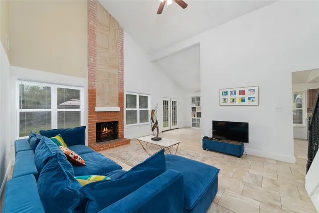 $239,900 | 12730 Palm Desert Lane, Houston, TX 77099