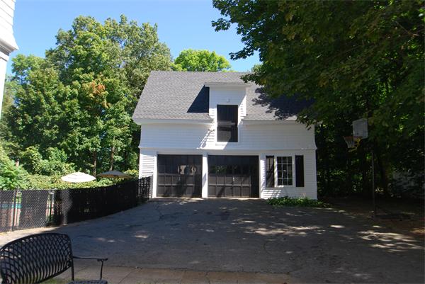 61 Rivercliff Road Lowell, MA 01852 - Photo 3 of 29 Gallery Image 3