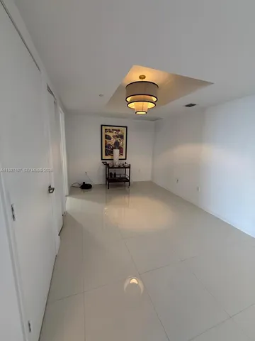 $5,500 | 465 Brickell Avenue, Unit 2705, Miami, FL 33131