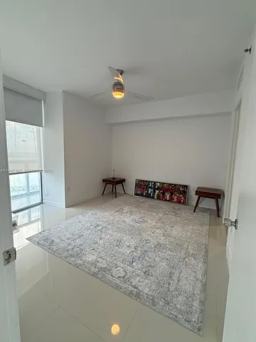 $5,500 | 465 Brickell Avenue, Unit 2705, Miami, FL 33131