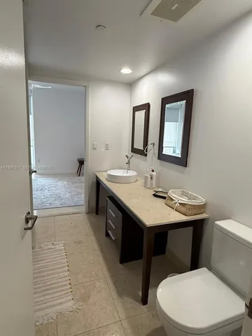 $5,500 | 465 Brickell Avenue, Unit 2705, Miami, FL 33131