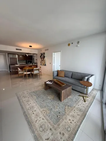 $5,500 | 465 Brickell Avenue, Unit 2705, Miami, FL 33131