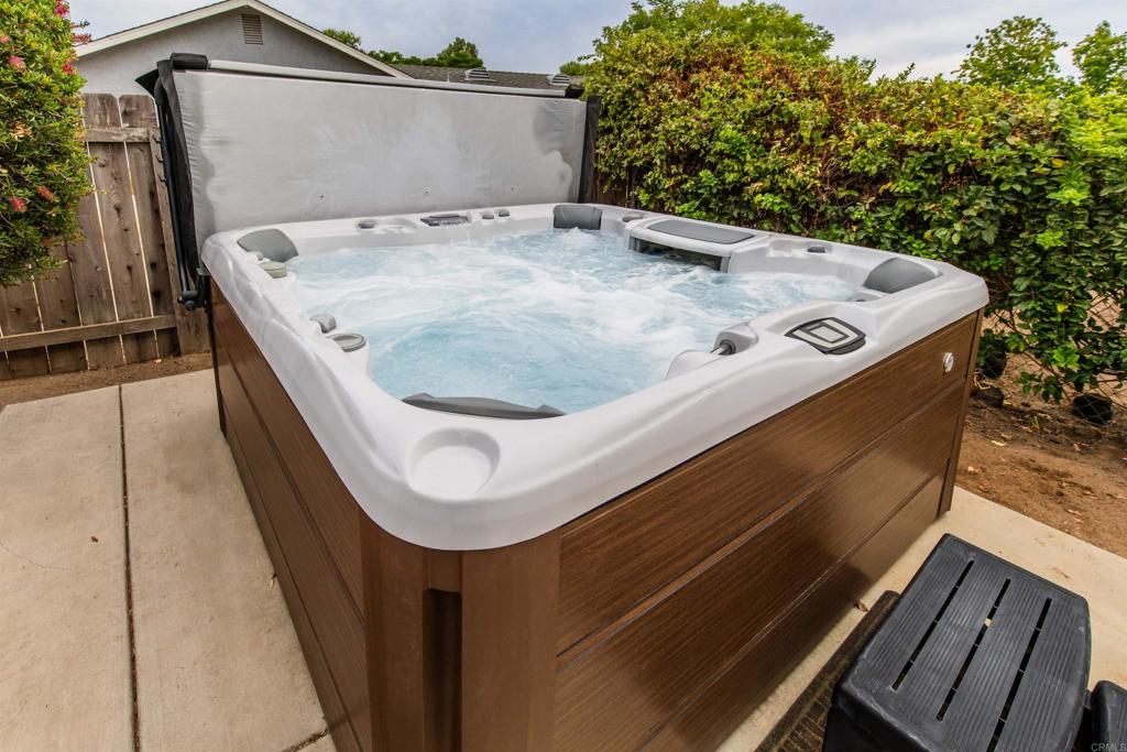 16327 Scarbery Road Ramona, CA 92065 - Photo 22 of 40 a view of outdoor space and deck