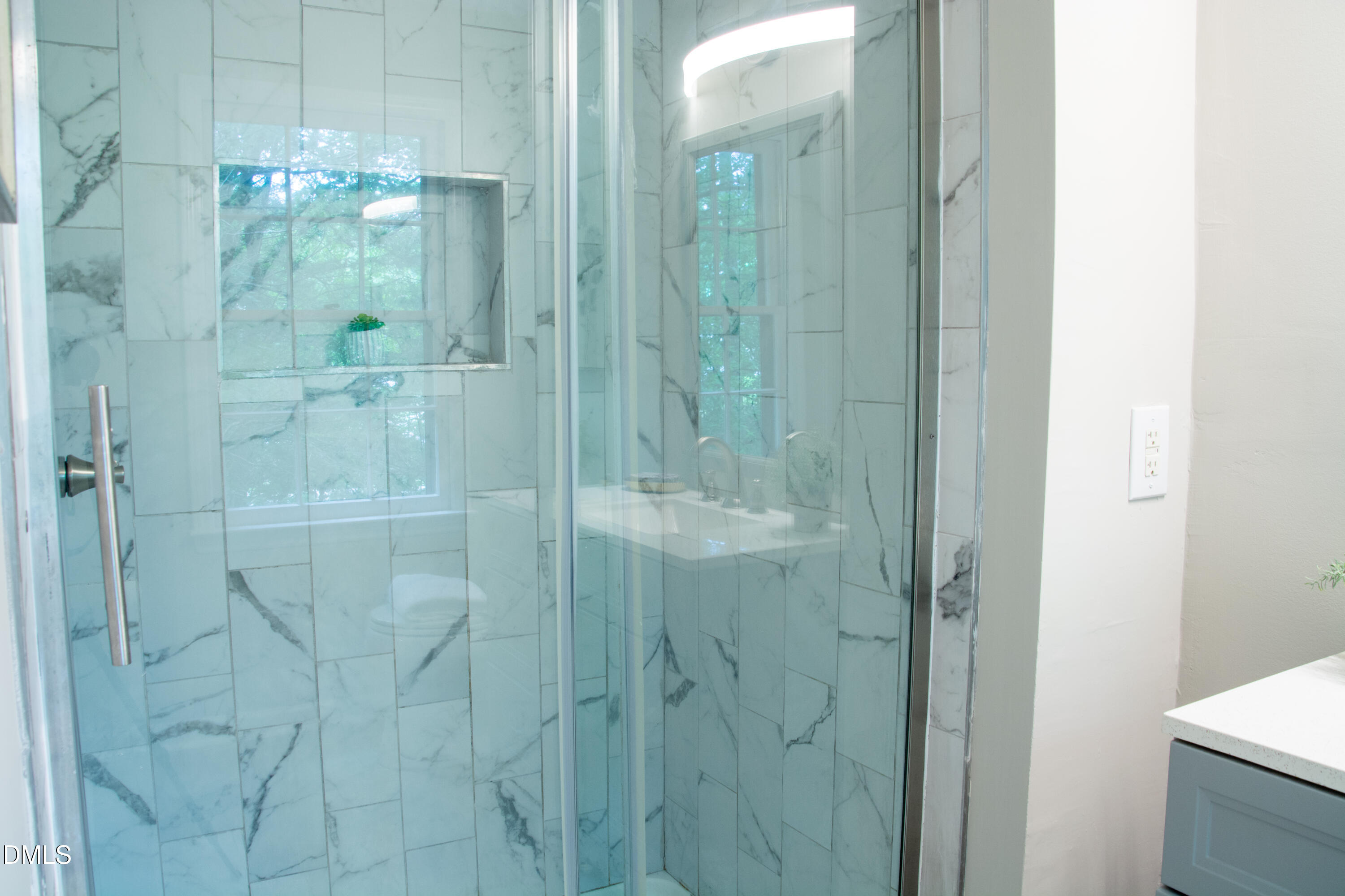 110 Country Road Chapel Hill, NC 27514 - Photo 24 of 37 Country master bath 6
