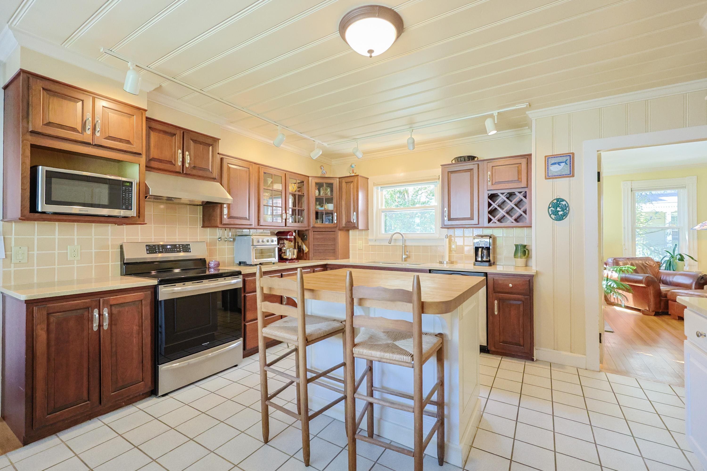 147 Roxbury Street Keene, NH 03431 - Photo 17 of 49