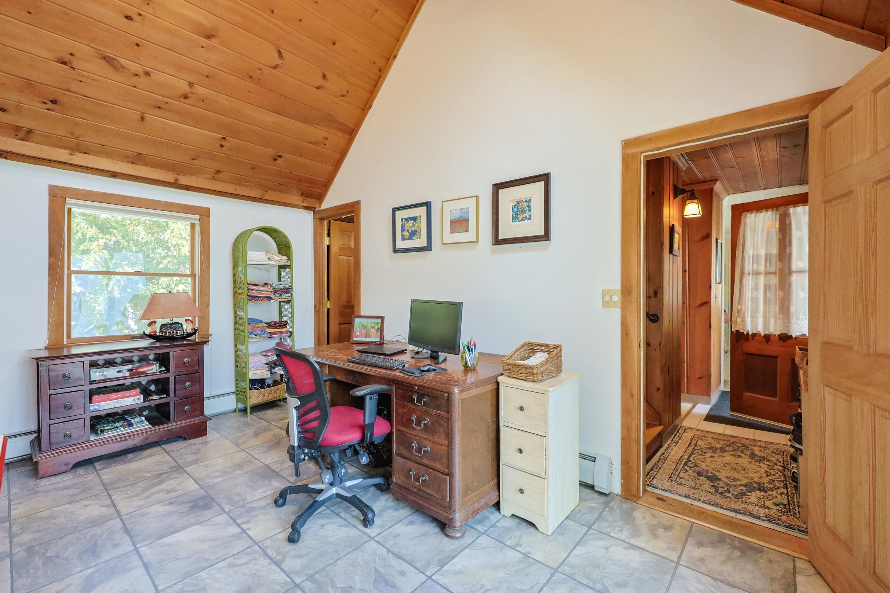 147 Roxbury Street Keene, NH 03431 - Photo 21 of 49