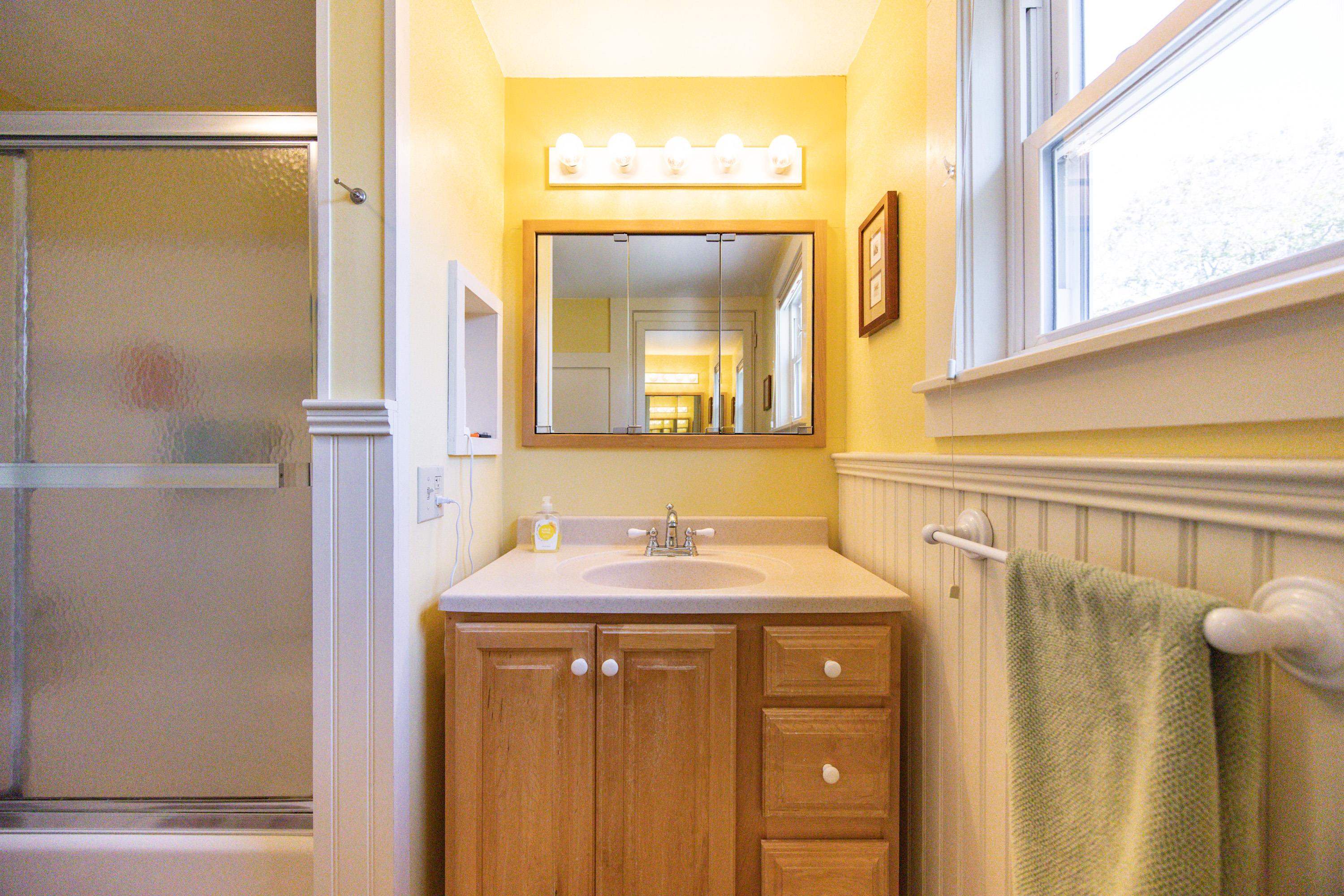 147 Roxbury Street Keene, NH 03431 - Photo 42 of 49