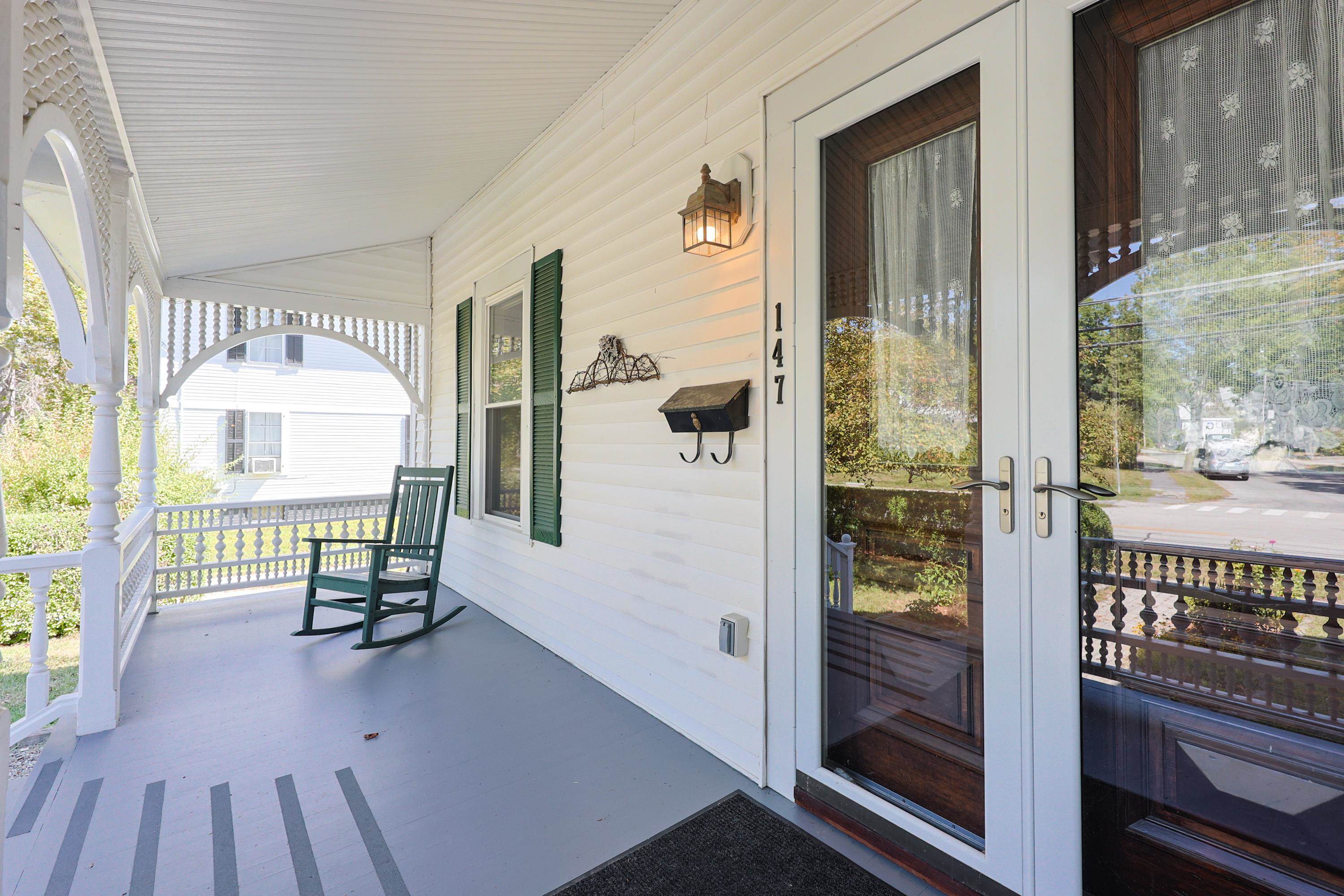 147 Roxbury Street Keene, NH 03431 - Photo 5 of 49