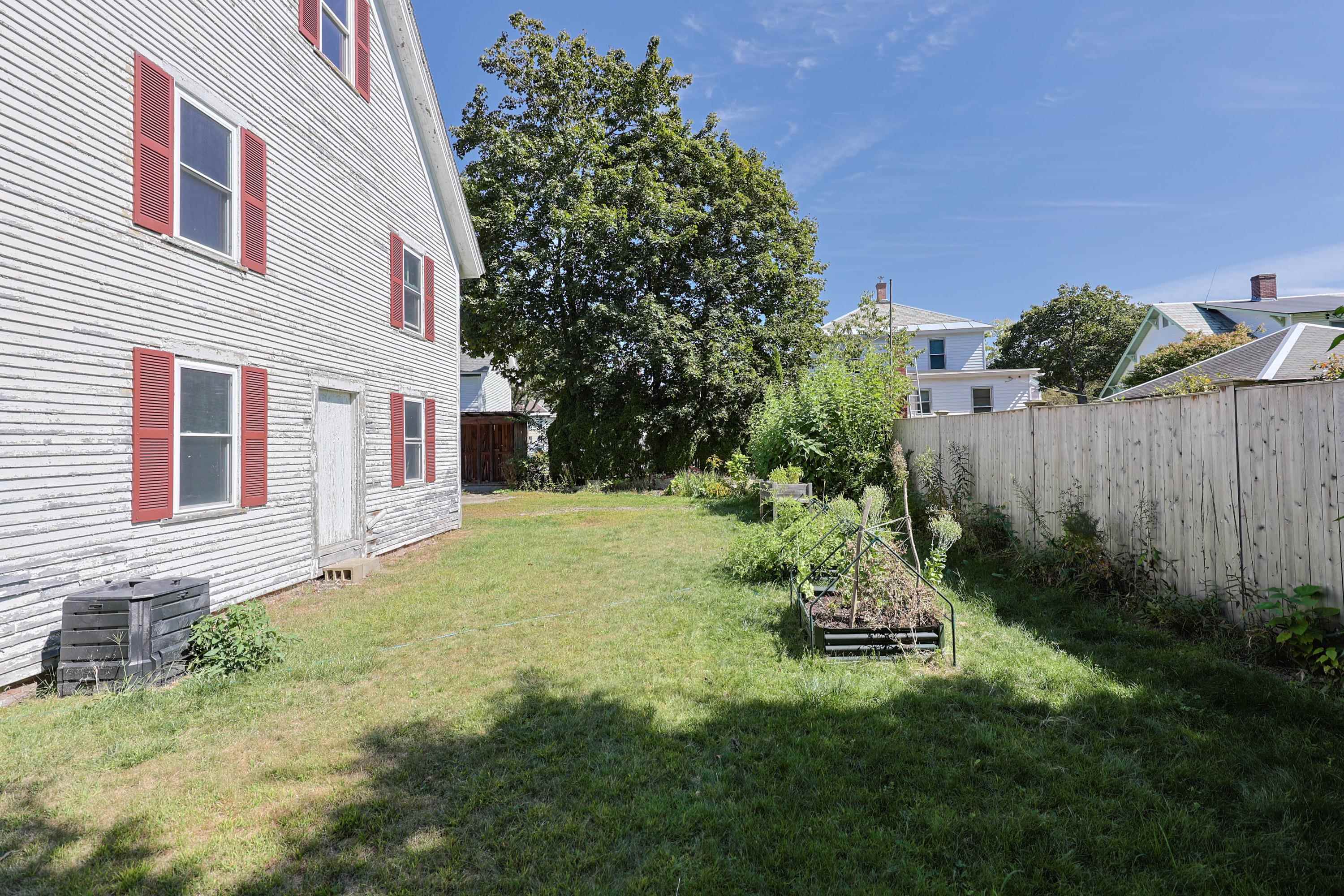 147 Roxbury Street Keene, NH 03431 - Photo 10 of 49