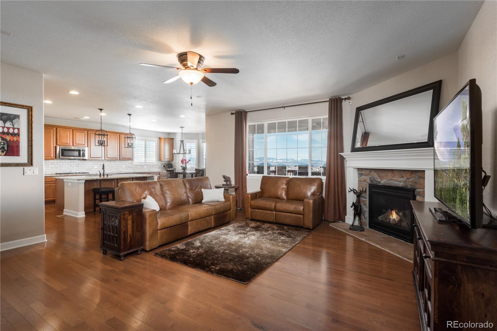 10495 Skyreach Road Highlands Ranch, CO 80126 - Photo 8 of 40 Gallery Image 8