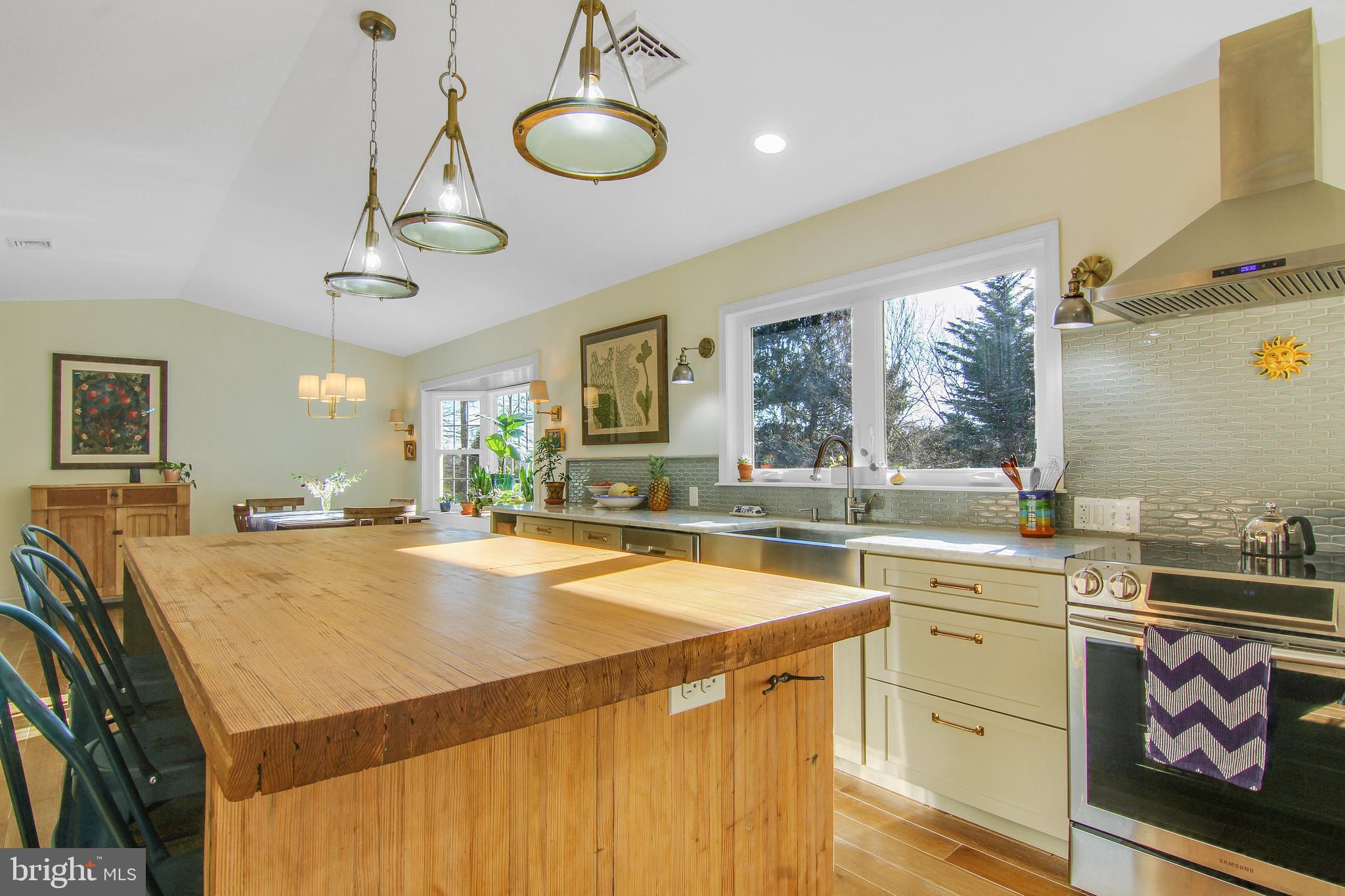 910 Norwood Road West Chester, PA 19382 - Photo 9 of 41 Gallery Image 9