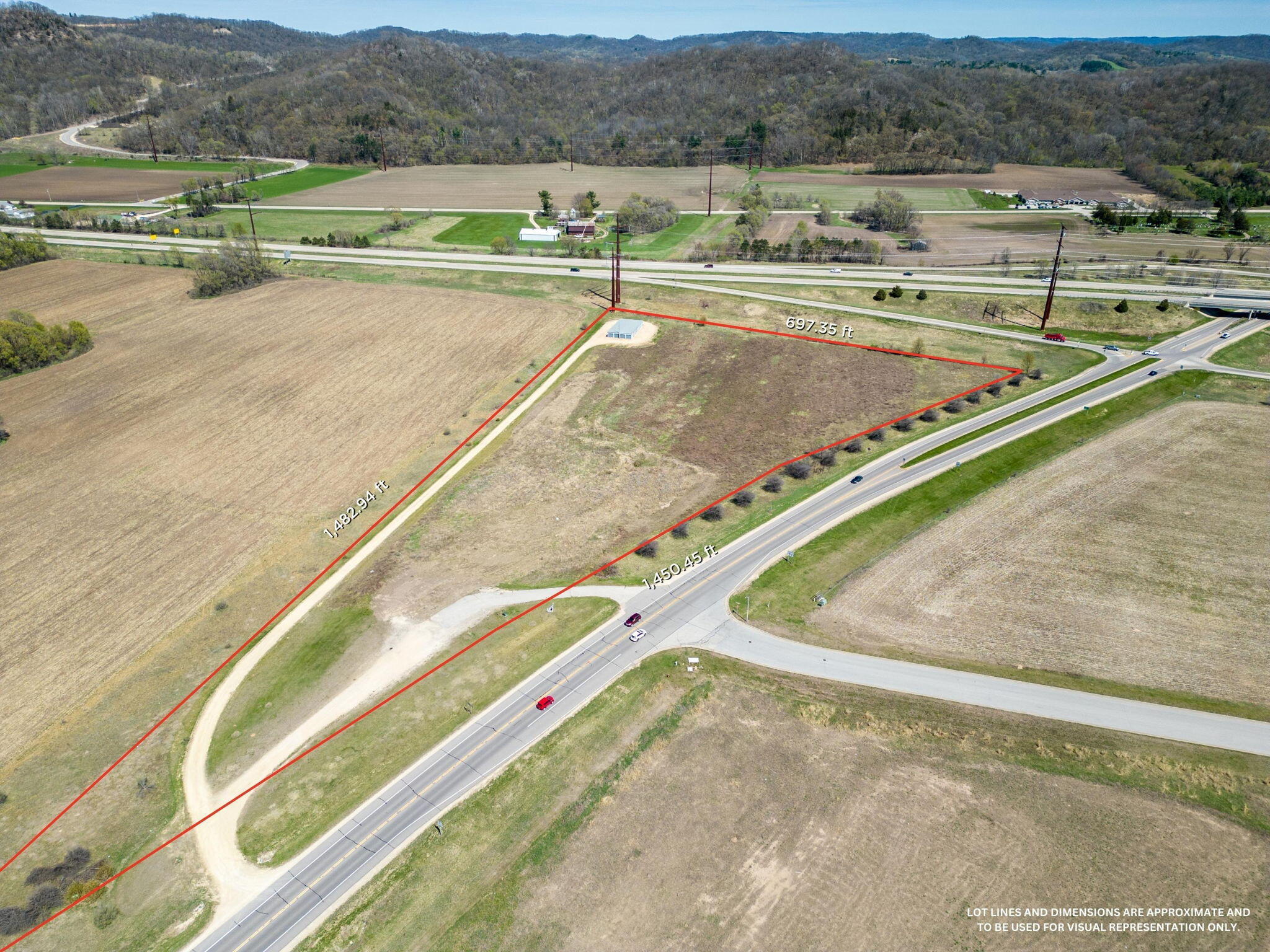 W7718 Highway 35 Holmen, WI 54636 - Photo 3 of 12 W7718 State Rd 35