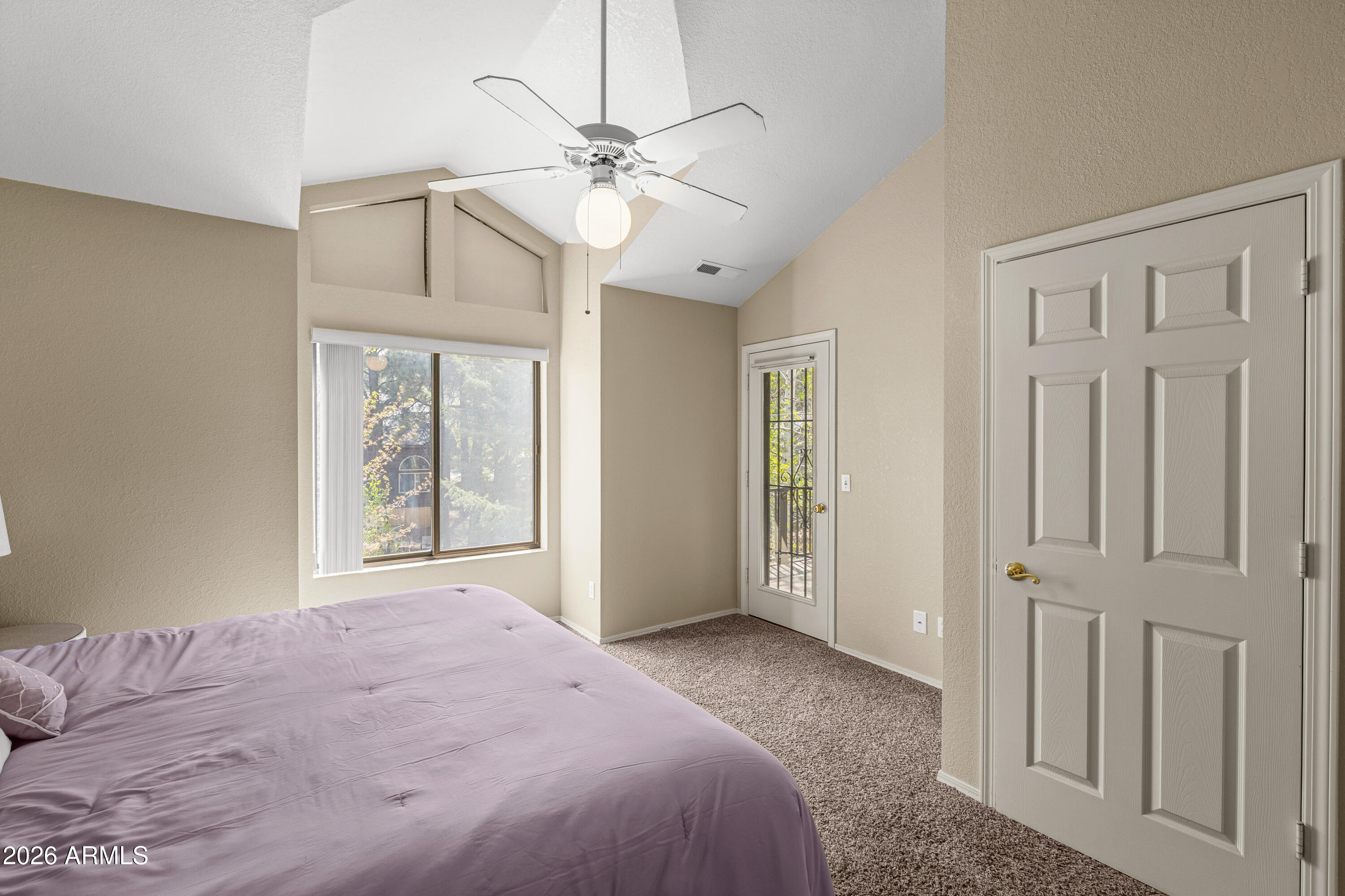 6475 East Settlers Run Road, Unit 14 Flagstaff, AZ 86004 - Photo 18 of 30 Primary Bedroom