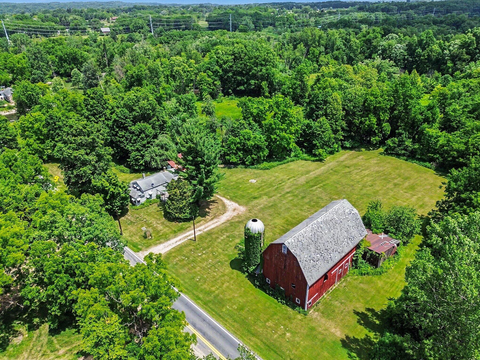 5901 Sharon Hollow Road Manchester, MI 48158 - Photo 17 of 21 029_file_7516