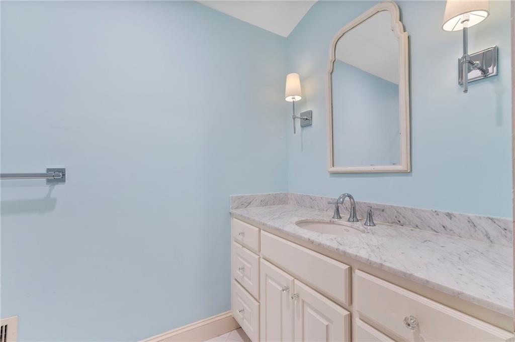 2203 Howell Mill Road Northwest Atlanta, GA 30318 - Photo 28 of 56