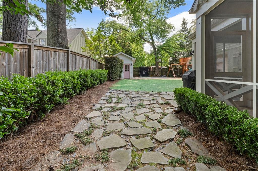 2203 Howell Mill Road Northwest Atlanta, GA 30318 - Photo 39 of 56