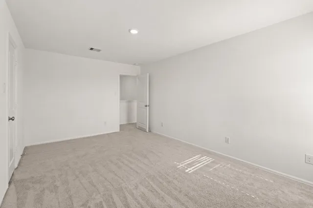 $2,800 | 5026 Lavaridge Drive, Richmond, TX 77469