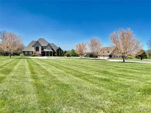 $1,150,000 | 3029 National Avenue, Lebanon, MO 65536
