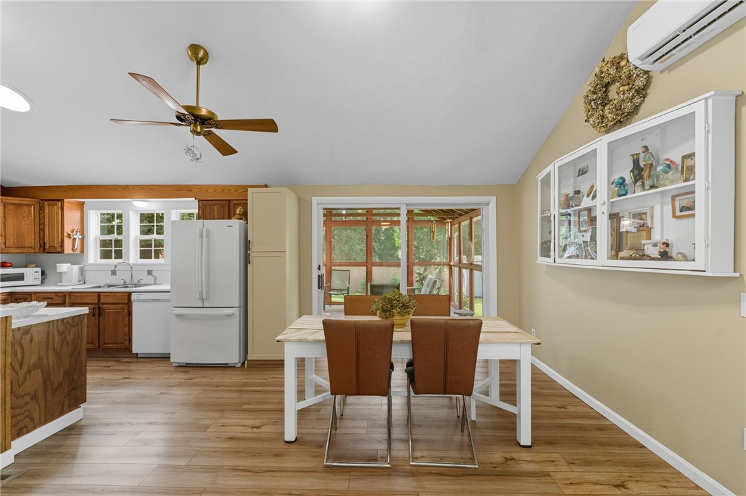 11 Observatory Road Warwick, RI 02888 - Photo 18 of 31