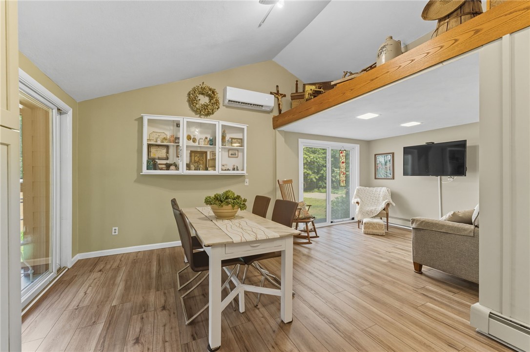 11 Observatory Road Warwick, RI 02888 - Photo 4 of 31