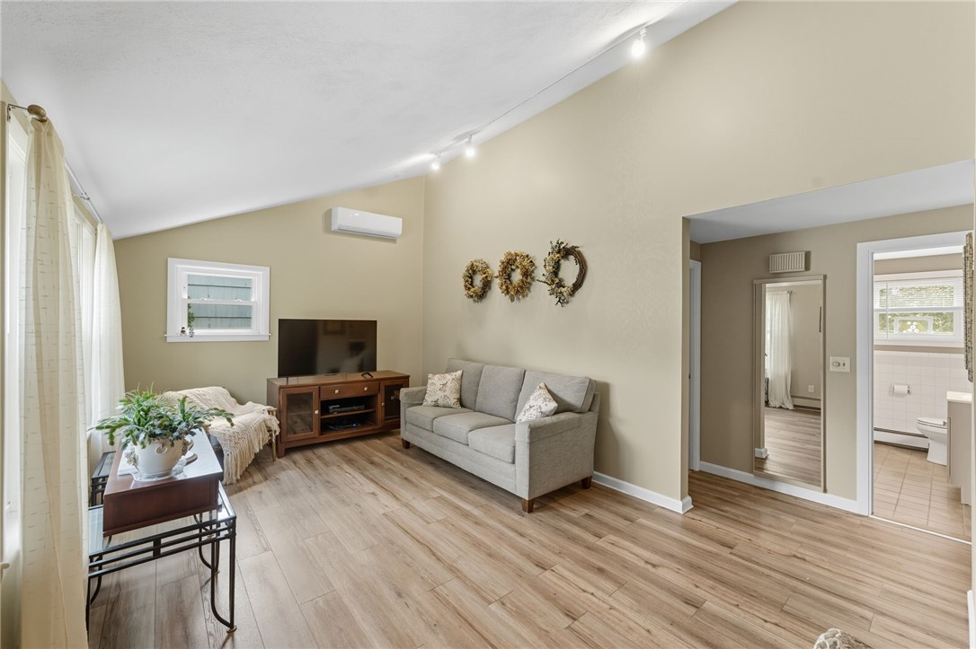 11 Observatory Road Warwick, RI 02888 - Photo 9 of 31