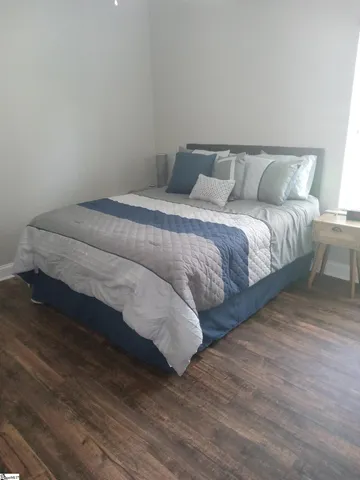 $325,000 | 504 Airdale Lane, Simpsonville, SC 29680