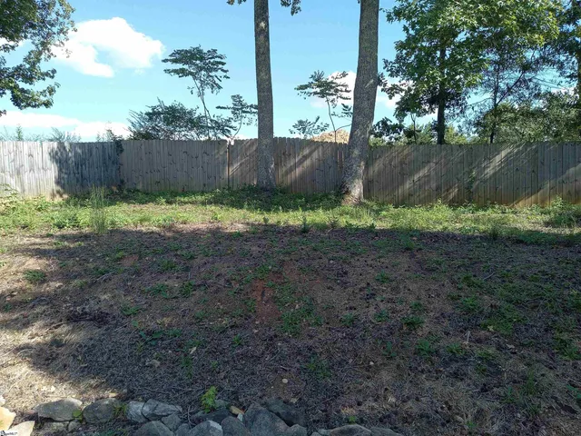 $325,000 | 504 Airdale Lane, Simpsonville, SC 29680