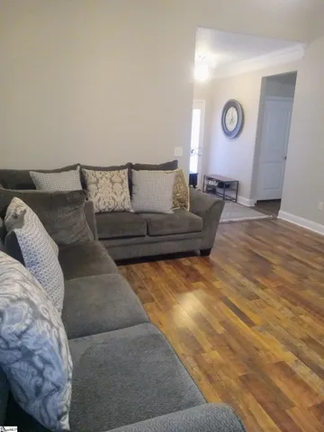 $325,000 | 504 Airdale Lane, Simpsonville, SC 29680