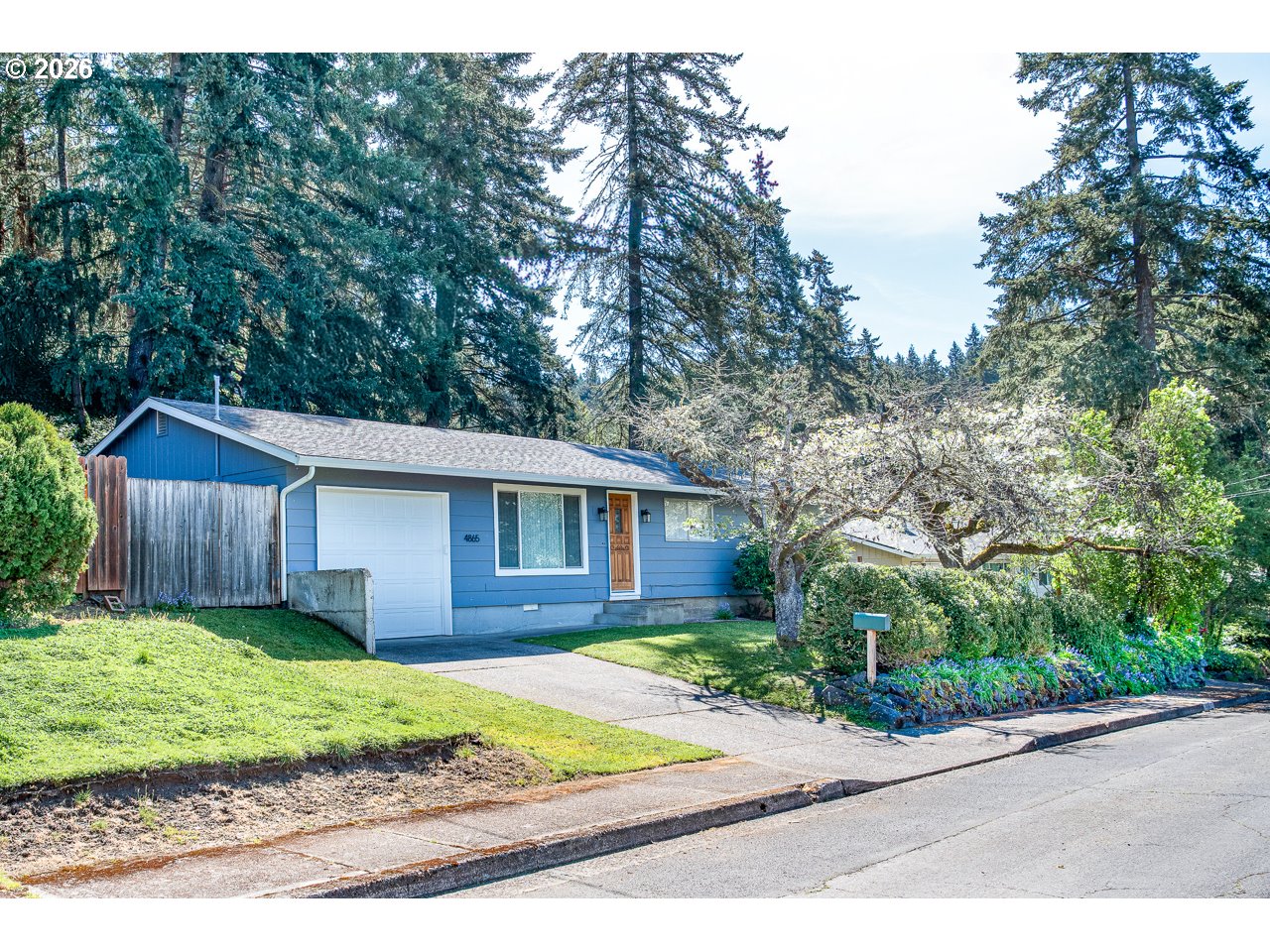 4865 Whiteaker Street Eugene, OR 97405 - Photo 1 of 41