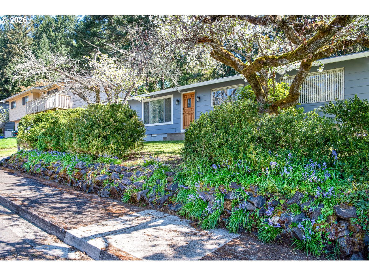 4865 Whiteaker Street Eugene, OR 97405 - Photo 4 of 41