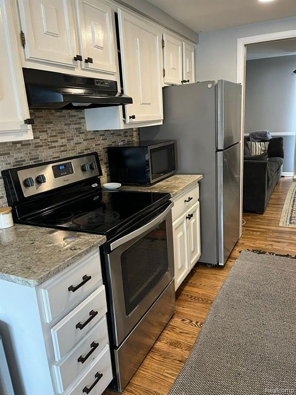 1403 Oakbrook Rochester Hills Rochester, MI 48307 - Photo 4 of 16