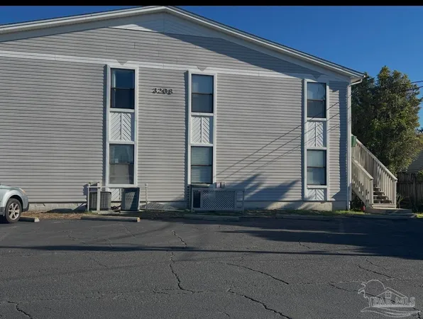 $158,000 | 3208 F Redwood Lane, Unit F, Gulf Breeze, FL 32563