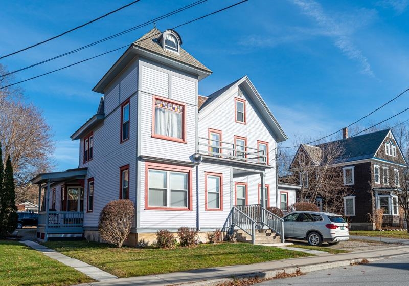 53 Elm Street Manchester, VT 05255 - Photo 1 of 23