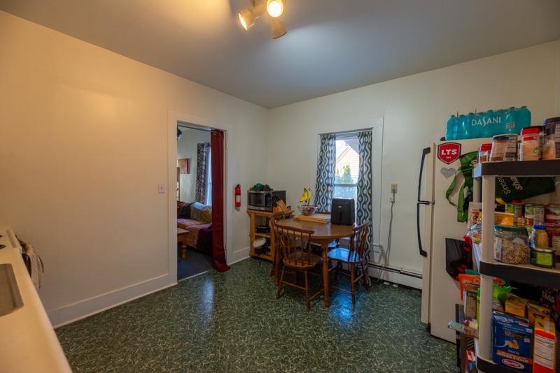 53 Elm Street Manchester, VT 05255 - Photo 19 of 23