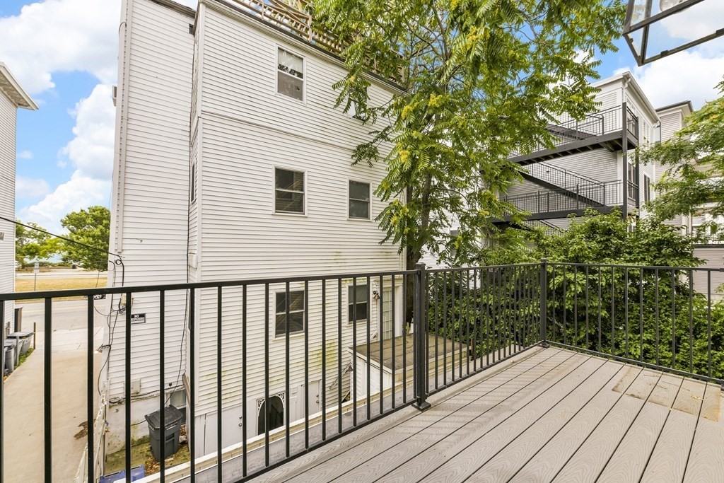 1514 R Columbia Road, Unit 2 Boston, MA 02127 - Photo 6 of 28