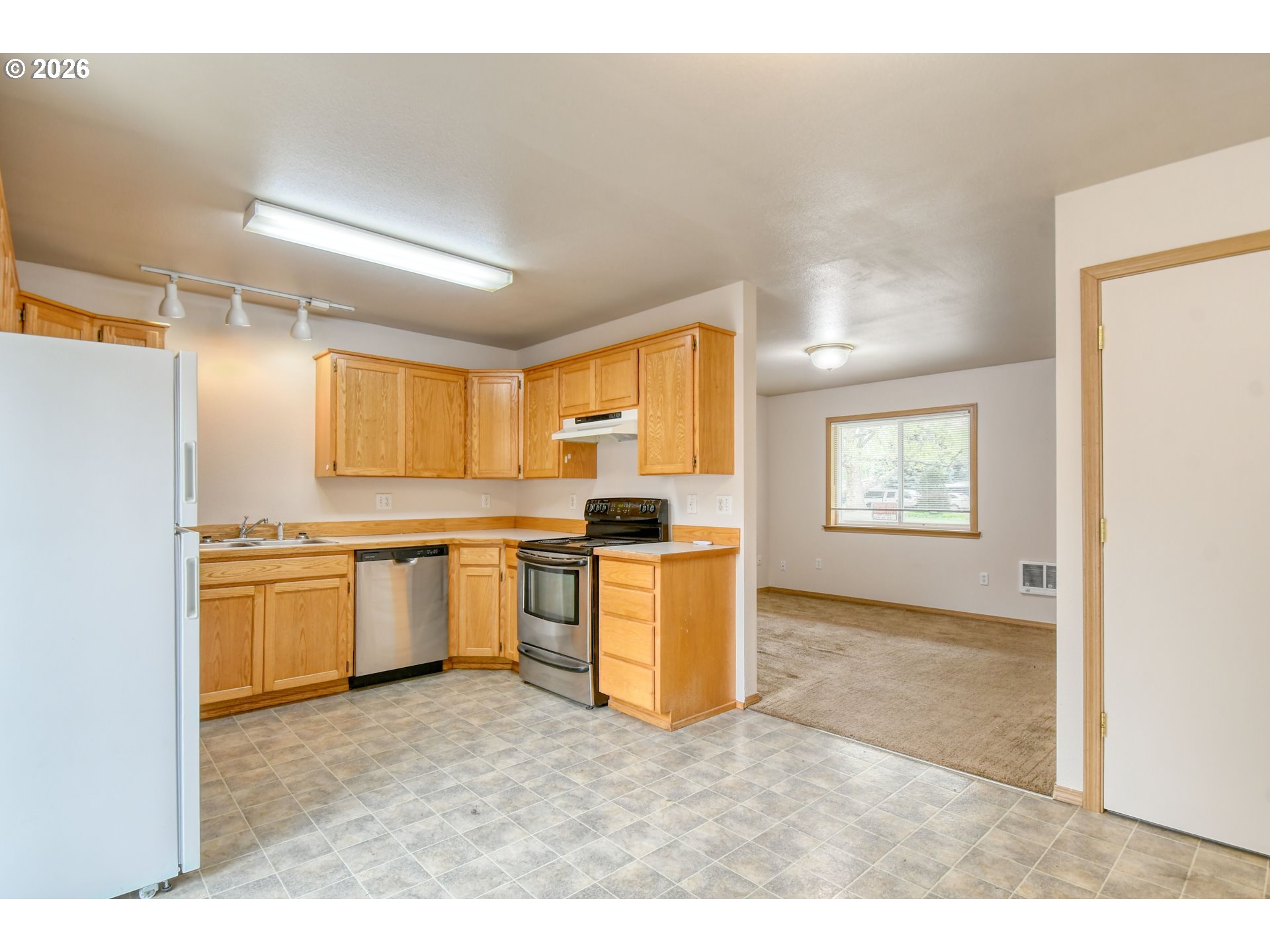 377 East Current Street Athena, OR 97813 - Photo 6 of 24
