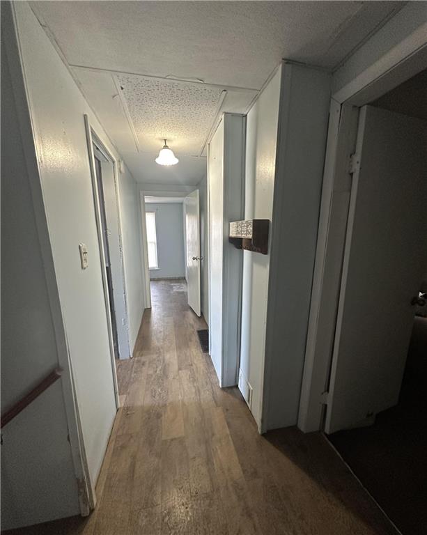 33 Violet Avenue Washington, PA 15301 - Photo 15 of 15 Main level hallway to each bedroom.