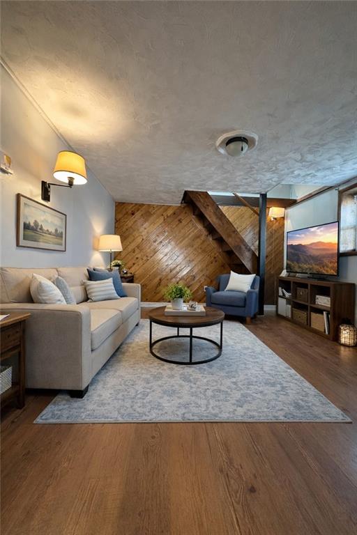 33 Violet Avenue Washington, PA 15301 - Photo 3 of 15 Lower level - Staged