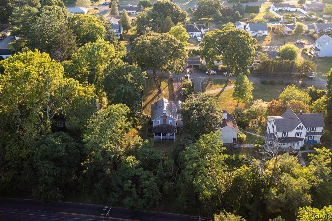 817 Easton Road Riegelsville, PA 18077 - Photo 42 of 43 an aerial view of residential houses with green space