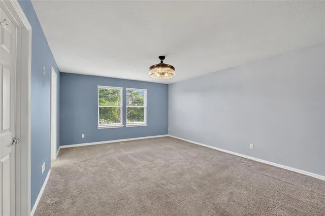 a view of empty room with window