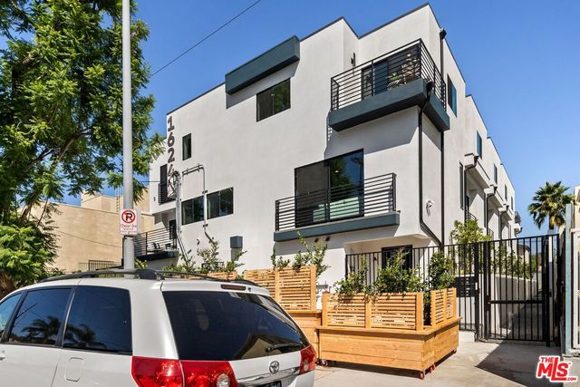 $805,000 | 1624 North Normandie Avenue, Unit D, Los Angeles, CA 90027