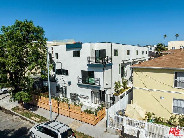 $805,000 | 1624 North Normandie Avenue, Unit D, Los Angeles, CA 90027