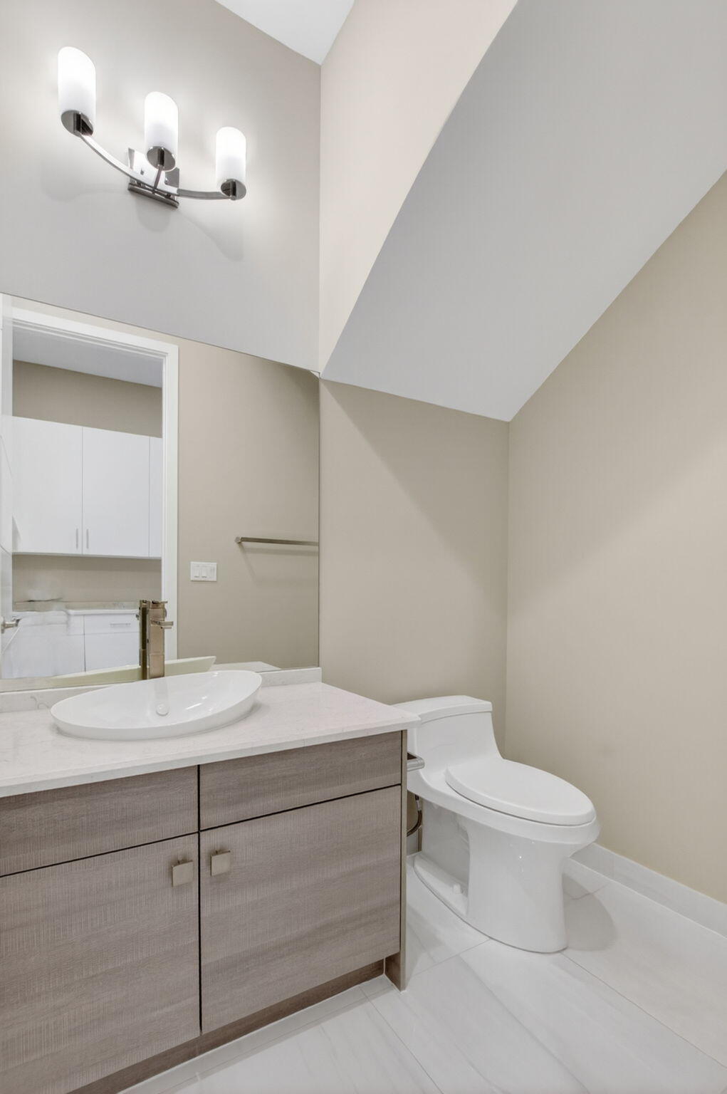 17089 Rainbow Fls Trail Boca Raton, FL 33496 - Photo 51 of 141 Bath 6/ Guest Bath on Main